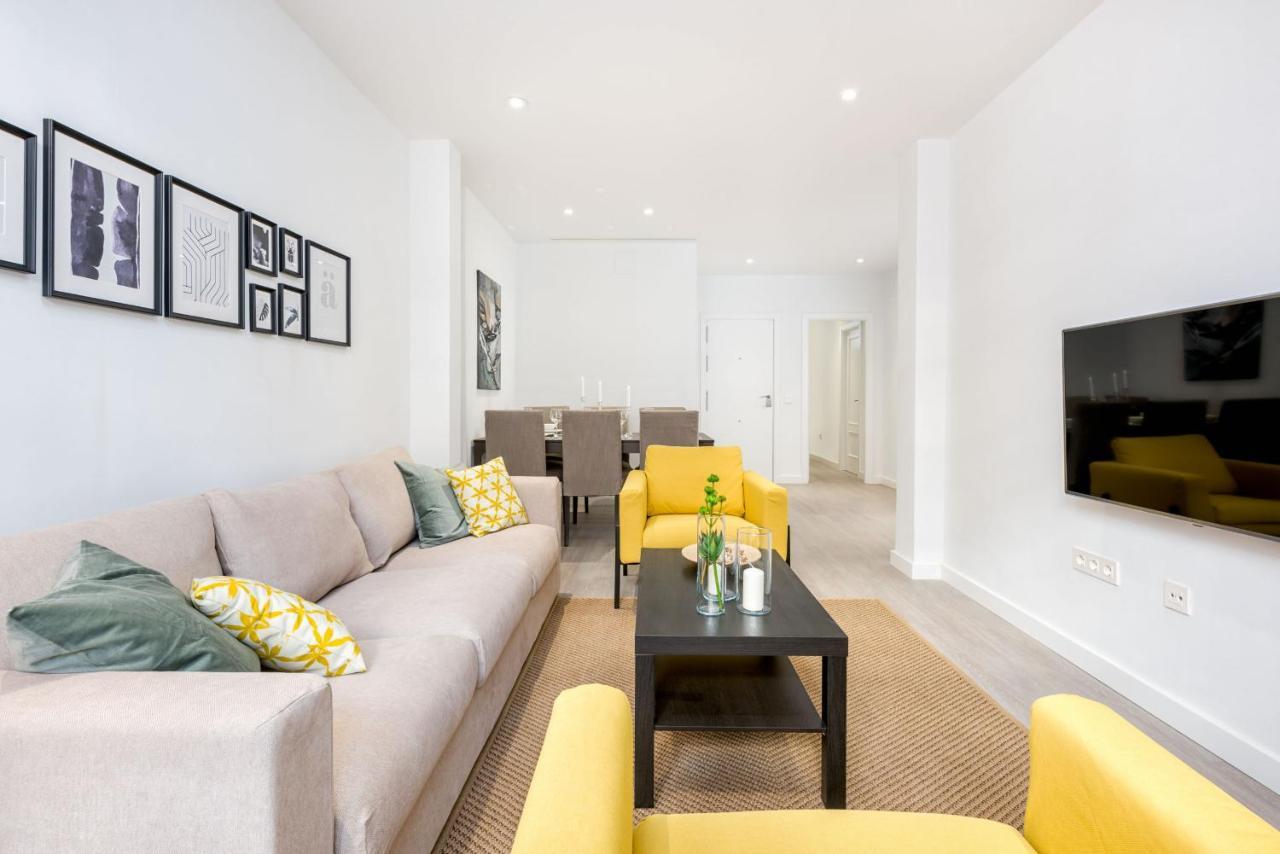 Merced Suites In Malaga By Solaga Holiday Homes Esterno foto