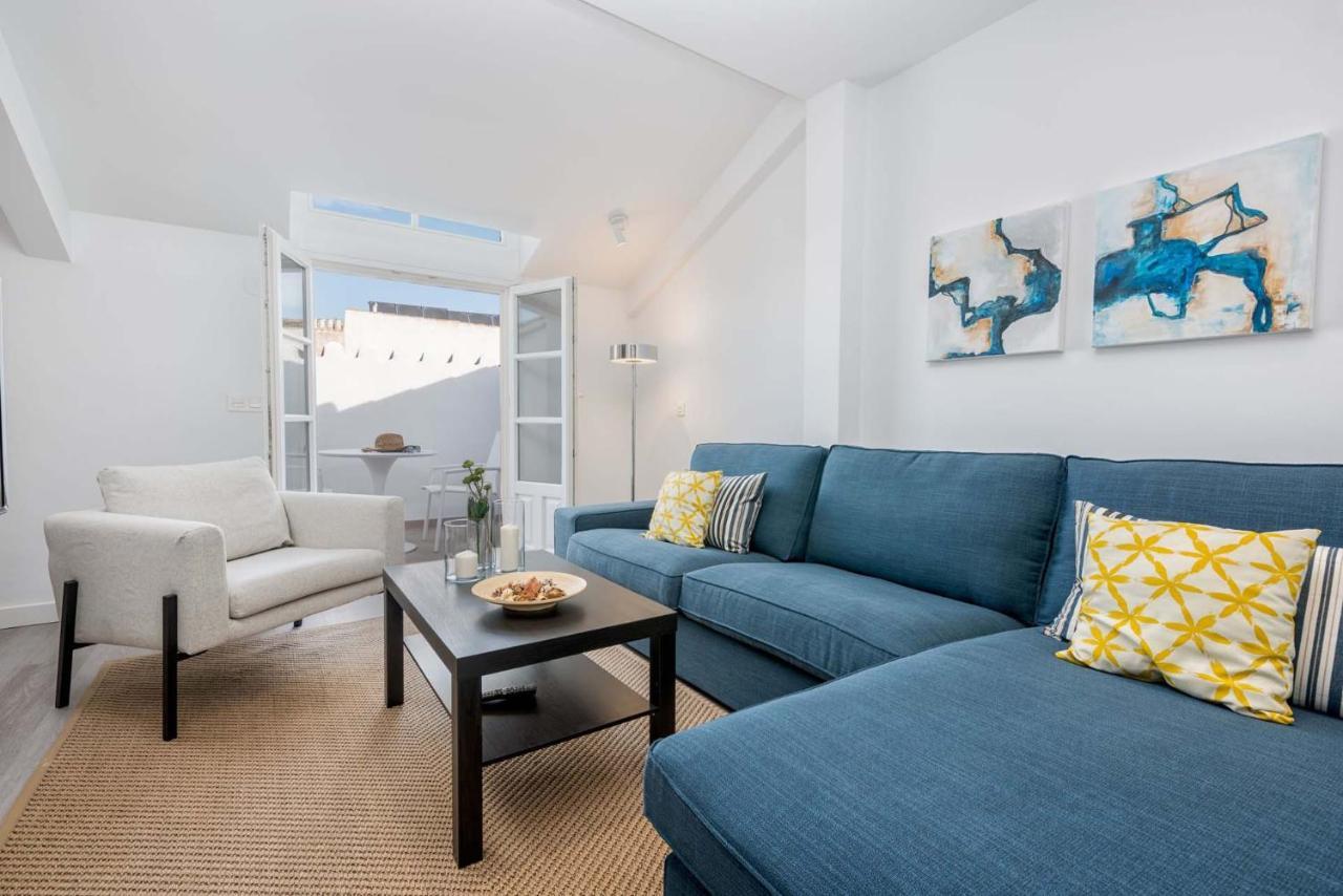 Merced Suites In Malaga By Solaga Holiday Homes Esterno foto