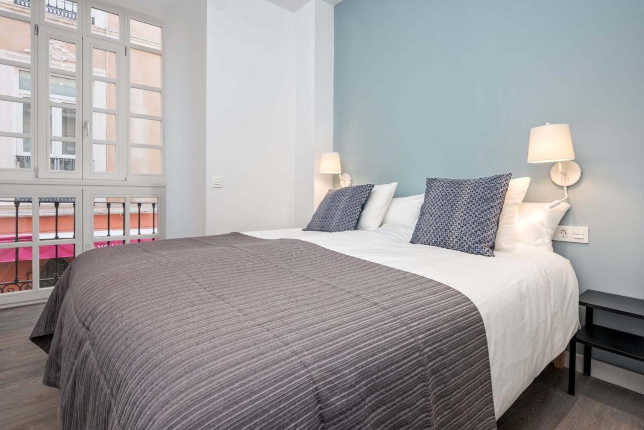 Merced Suites In Malaga By Solaga Holiday Homes Esterno foto