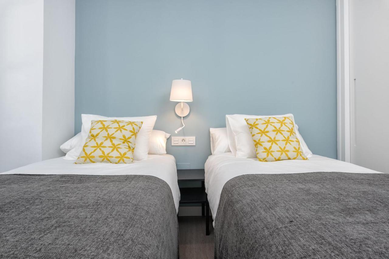 Merced Suites In Malaga By Solaga Holiday Homes Esterno foto