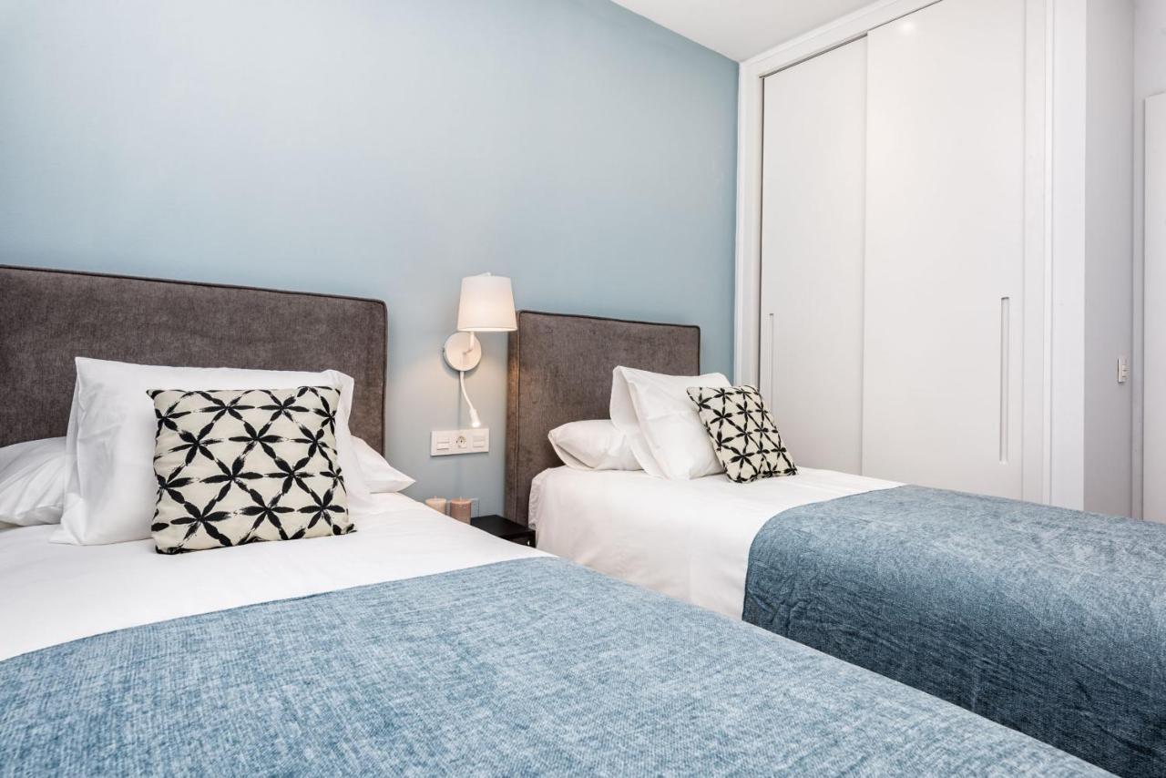 Merced Suites In Malaga By Solaga Holiday Homes Esterno foto