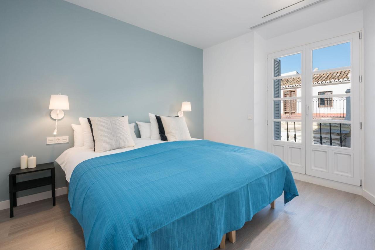 Merced Suites In Malaga By Solaga Holiday Homes Esterno foto