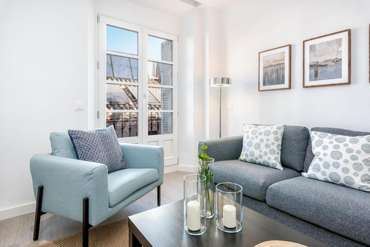 Merced Suites In Malaga By Solaga Holiday Homes Esterno foto