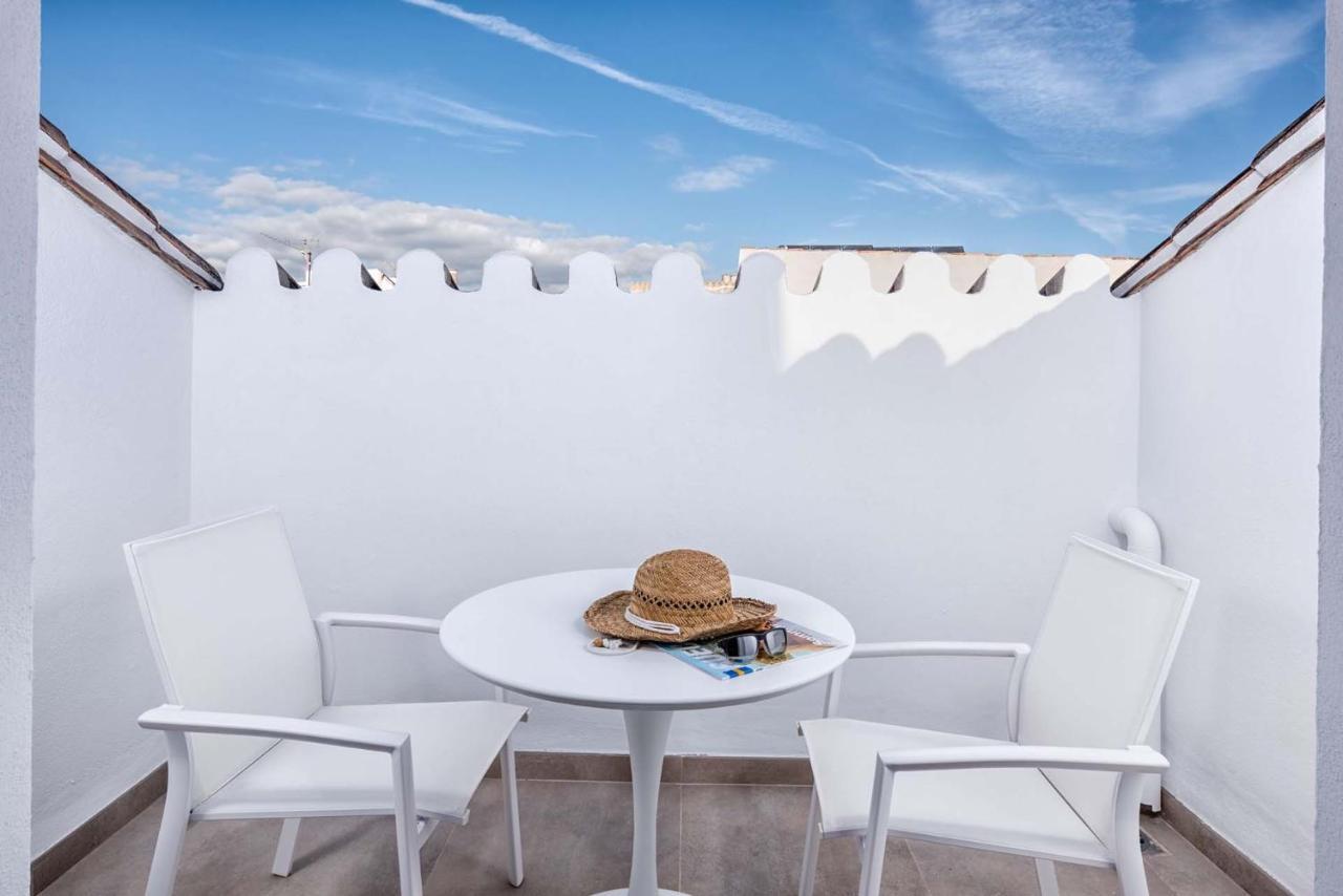 Merced Suites In Malaga By Solaga Holiday Homes Esterno foto