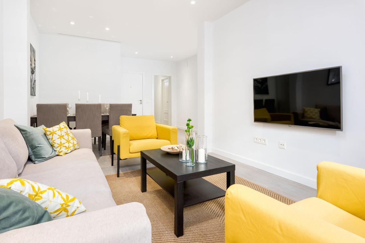 Merced Suites In Malaga By Solaga Holiday Homes Esterno foto