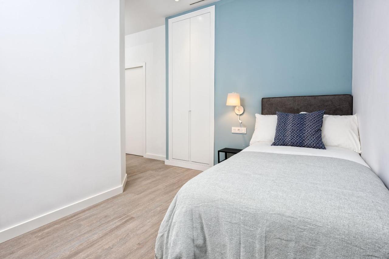 Merced Suites In Malaga By Solaga Holiday Homes Esterno foto