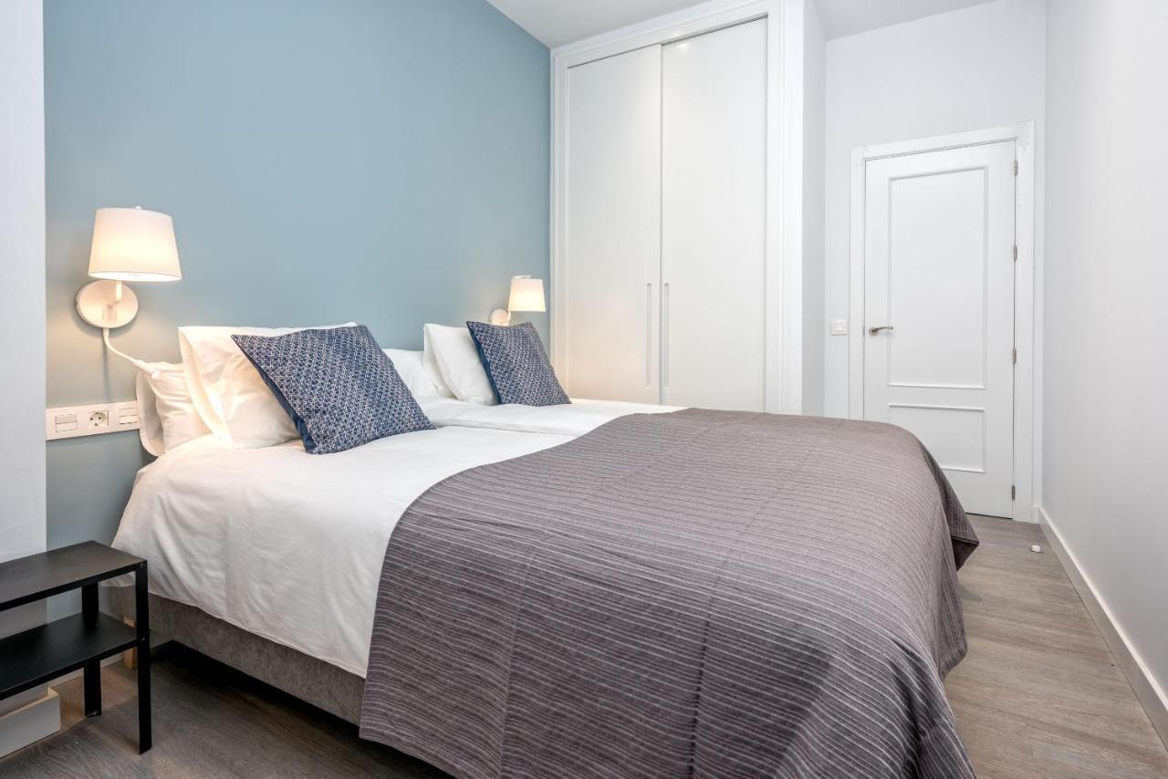 Merced Suites In Malaga By Solaga Holiday Homes Esterno foto
