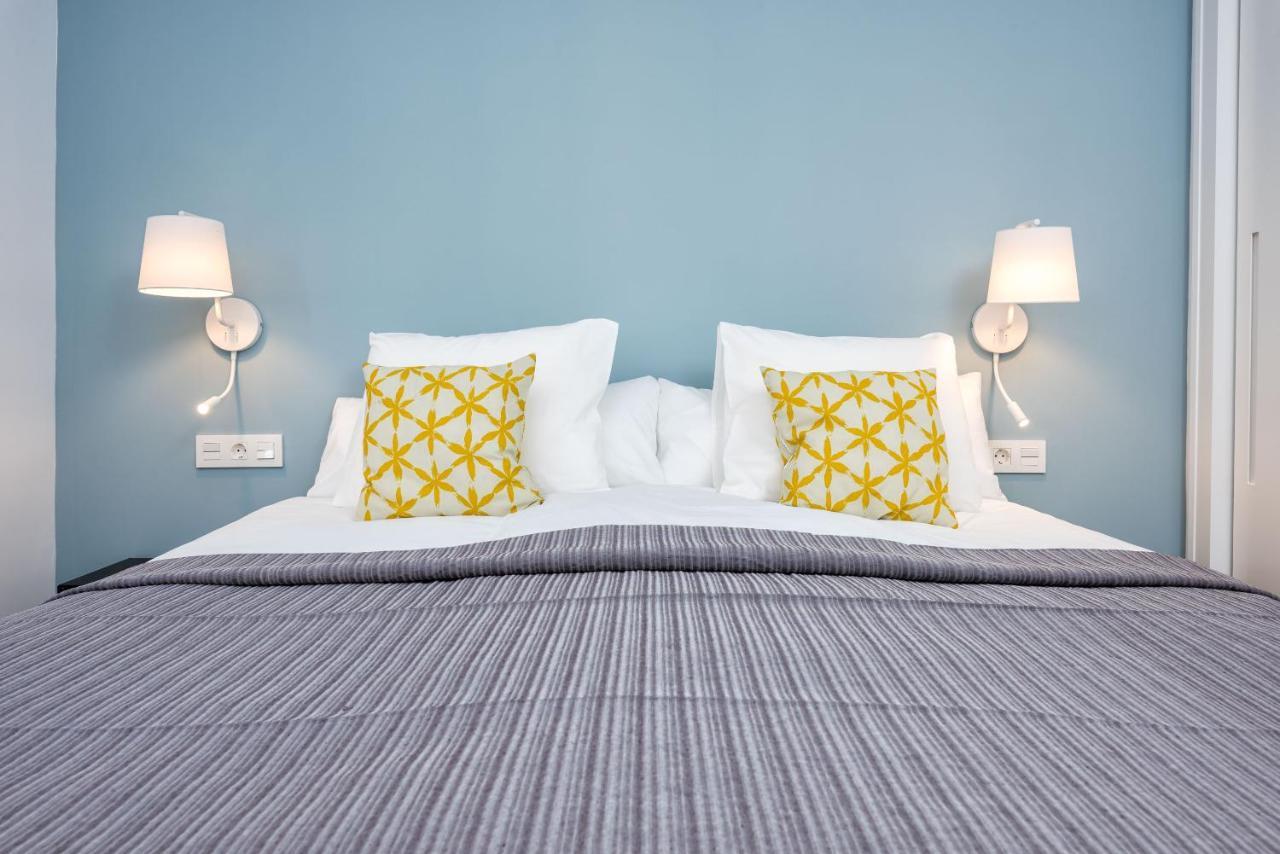 Merced Suites In Malaga By Solaga Holiday Homes Esterno foto